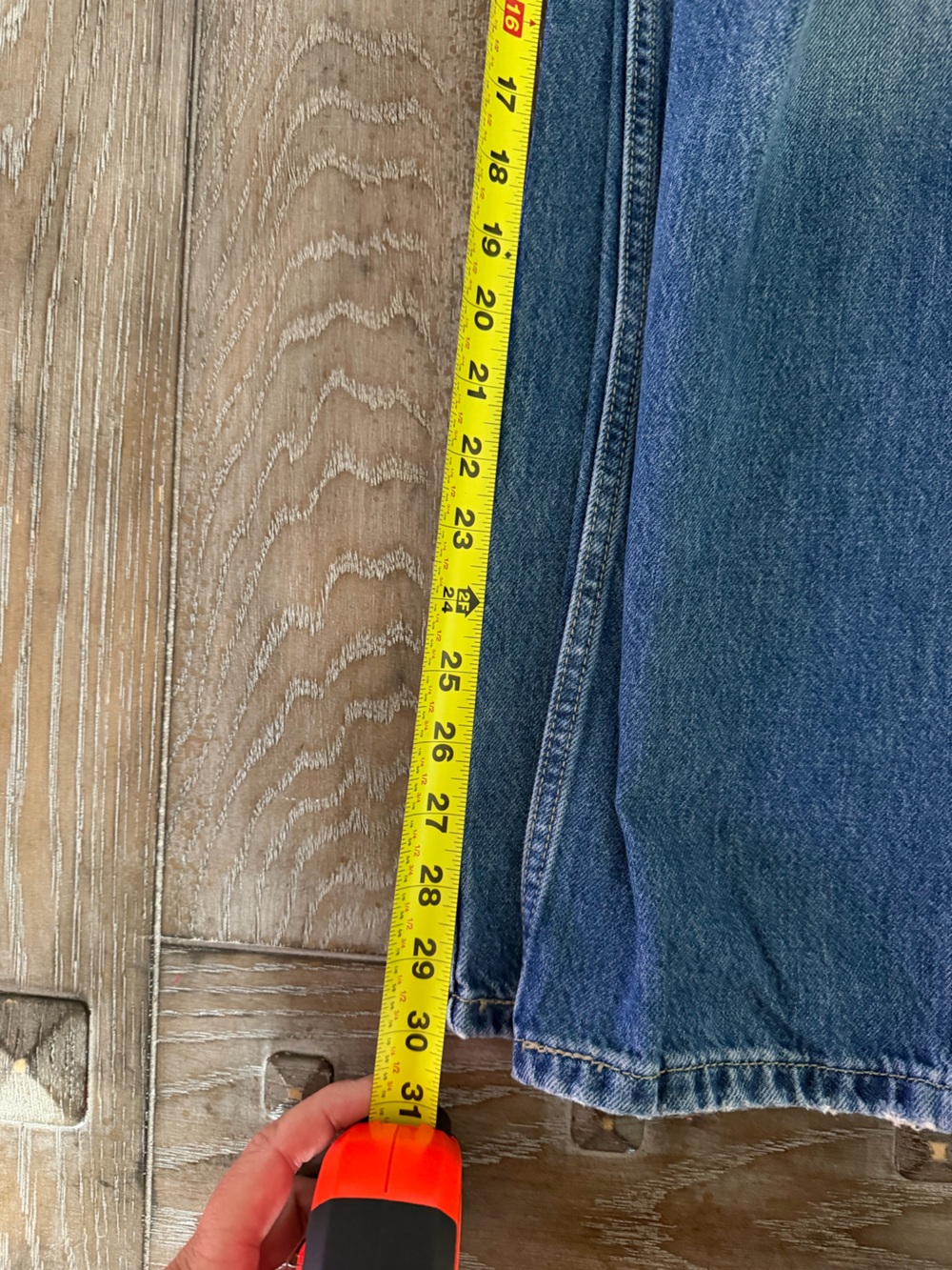 Levi’s Low Pro Straight Blue Distressed Jeans - Picture 10 of 10